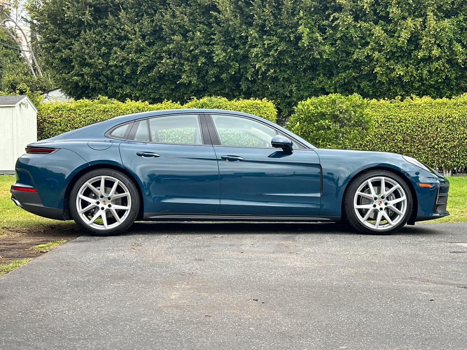 Certified 2026 Porsche Panamera 4 AWD/4WD image 9
