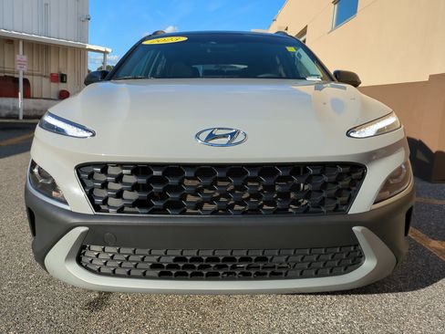 Certified 2023 Hyundai Kona SEL image 9