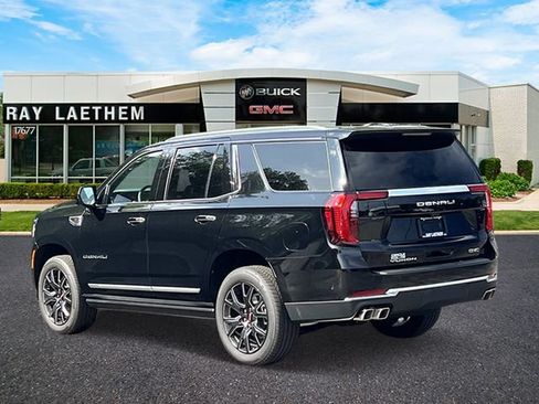 New 2026 GMC Yukon Denali w/ Denali Reserve Package AWD/4WD image 3