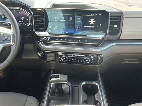 Used 2025 Chevrolet Silverado 1500 LTZ w/ LTZ Convenience Package II AWD/4WD image 11