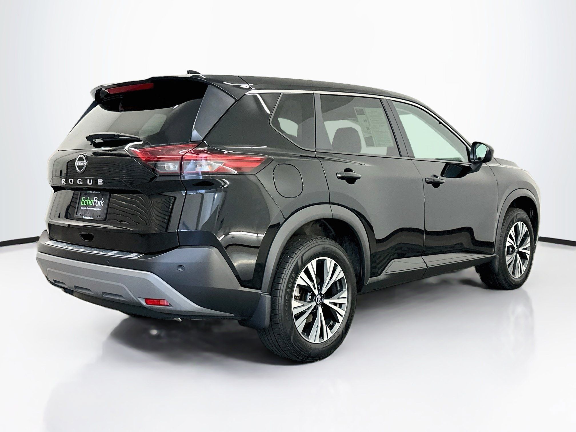 Used 2023 Nissan Rogue SV AWD/4WD image 9