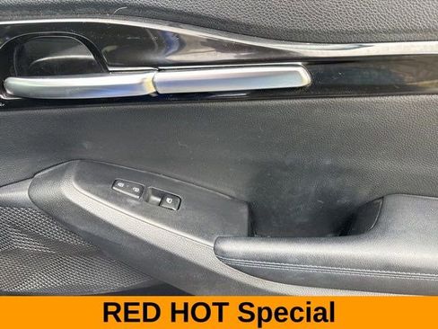 Used 2021 Kia Seltos S image 40