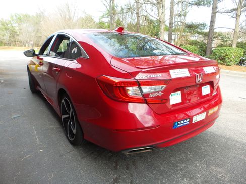 Used 2018 Honda Accord Sport image 14