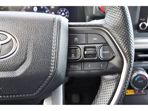 Used 2024 Toyota Tacoma TRD Off-Road image 19