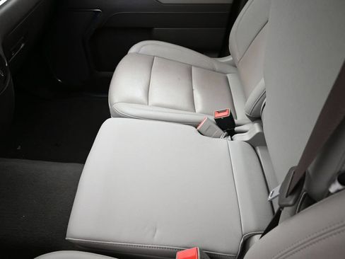 Used 2024 GMC Sierra 1500 SLT RWD image 20