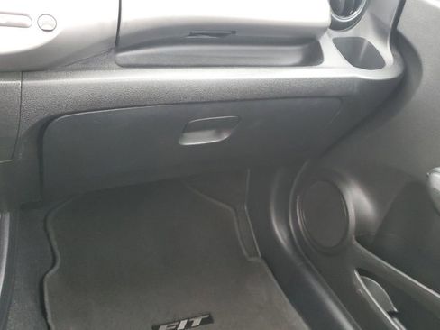 Used 2010 Honda Fit Sport image 16