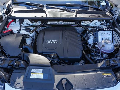Certified 2023 Audi Q5 2.0T Premium w/ Convenience Package AWD/4WD image 29