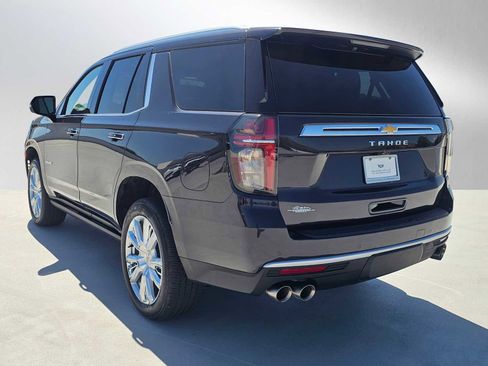 Used 2024 Chevrolet Tahoe High Country w/ Premium Package AWD/4WD image 5