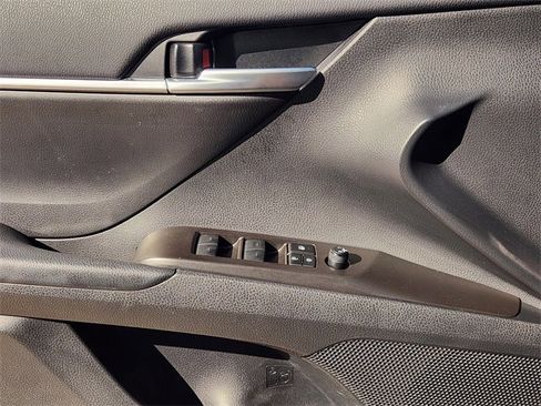 Used 2024 Toyota Camry LE image 17