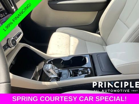 New 2026 Volvo XC40 B5 Plus w/ Protection Package Premier AWD/4WD image 25