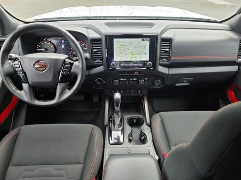 Used 2023 Nissan Frontier PRO-4X w/ Pro Convenience Package image 17