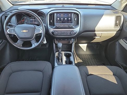 Used 2022 Chevrolet Colorado LT w/ LT Convenience Package image 16