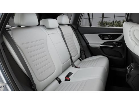 New 2026 Mercedes-Benz GLC 350e 4MATIC image 5