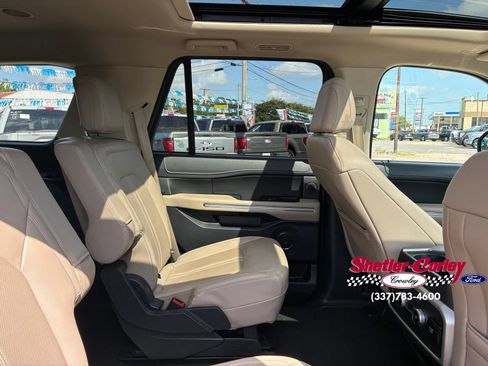 Used 2024 Ford Expedition Limited RWD image 19