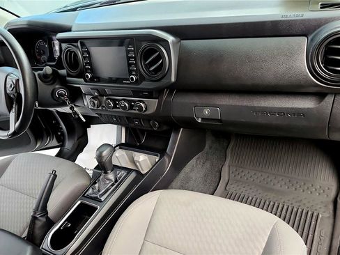 Certified 2021 Toyota Tacoma SR image 25