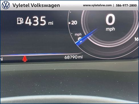 Certified 2023 Volkswagen Atlas Cross Sport SE image 22