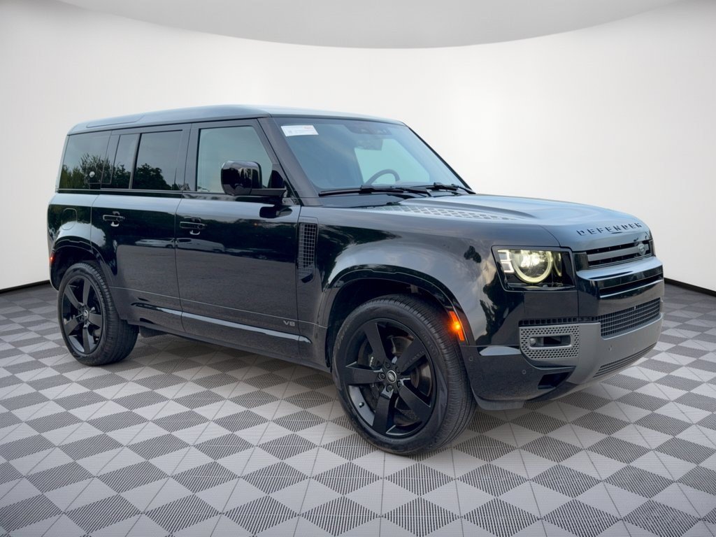 Used 2023 Land Rover Defender 110 V8 AWD/4WD image 7