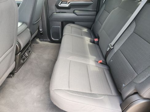 Certified 2025 Chevrolet Silverado 1500 LT AWD/4WD image 31