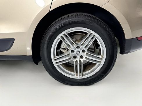 Used 2017 Porsche Macan S AWD/4WD image 31