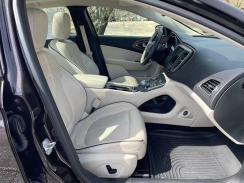 Used 2015 Chrysler 200 C w/ Navigation & Sound Group I image 35