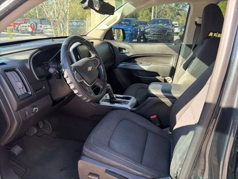 Used 2017 Chevrolet Colorado LT image 4