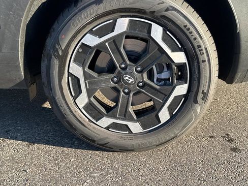 New 2025 Hyundai Santa Fe SEL image 9