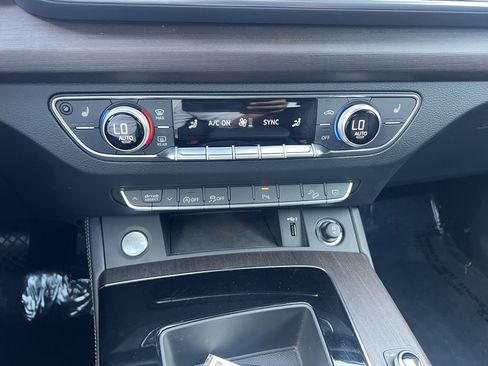 Used 2023 Audi Q5 2.0T Premium Plus w/ Premium Plus Package image 35