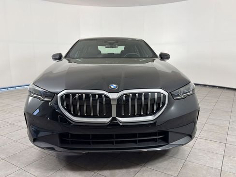 Certified 2026 BMW 530i image 6