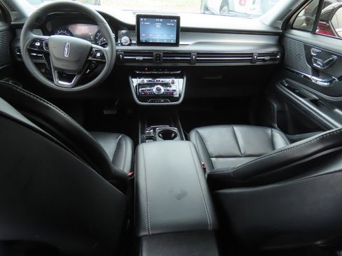 Used 2022 Lincoln Corsair FWD w/ Equipment Group 101A image 24