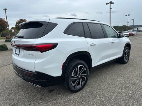 New 2026 Buick Enclave Sport Touring image 7