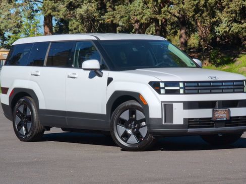 New 2026 Hyundai Santa Fe SE image 2