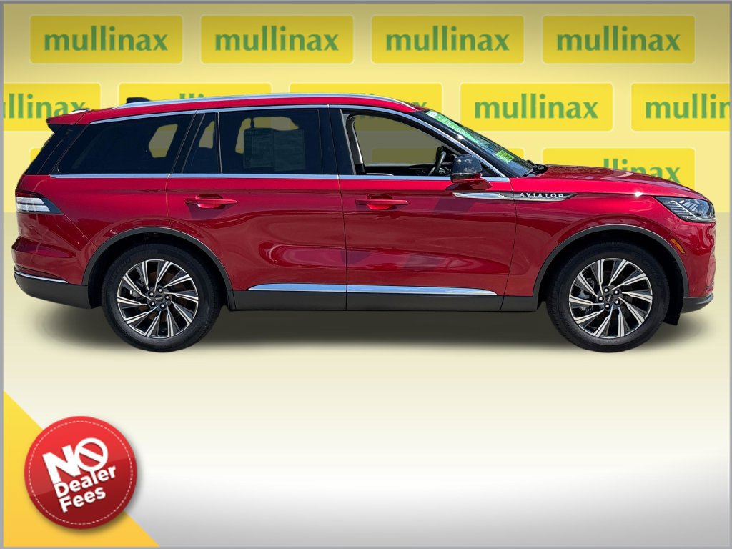 Used 2025 Lincoln Aviator 2WD w/ Equipment Group 101A image 2