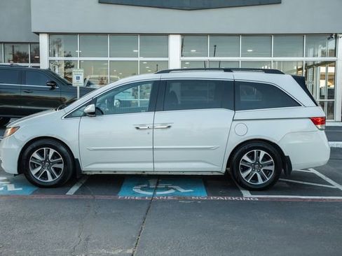 Used 2016 Honda Odyssey Touring image 9
