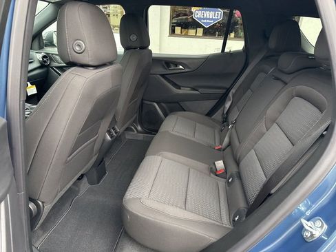 New 2026 Chevrolet Equinox LT w/ Safety and Technology Package image 32