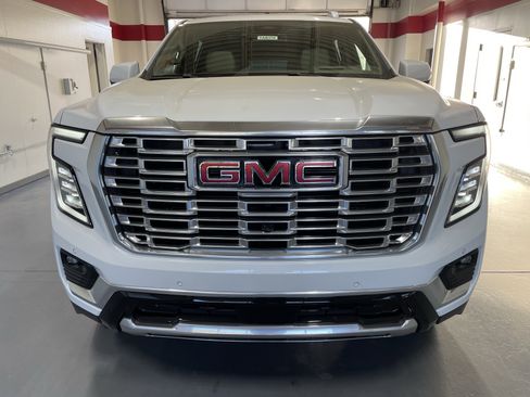 New 2026 GMC Yukon XL Denali image 2