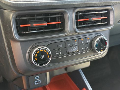 Used 2024 Ford Maverick XLT FWD image 9