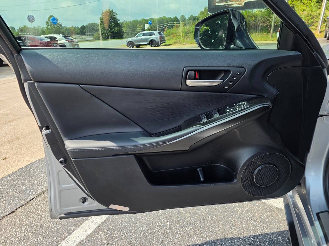 Used 2022 Lexus IS 300 w/ Premium Package RWD image 14
