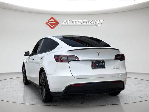 Used 2023 Tesla Model Y Performance AWD/4WD image 13