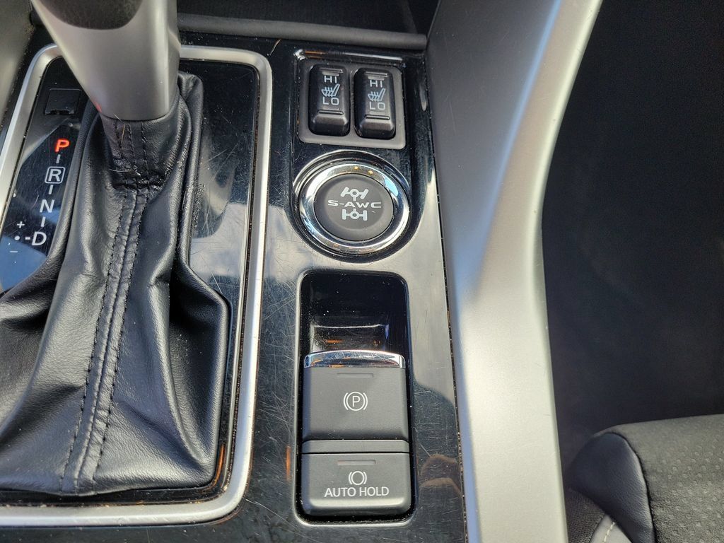 Used 2025 Mitsubishi Eclipse Cross SE AWD/4WD image 39