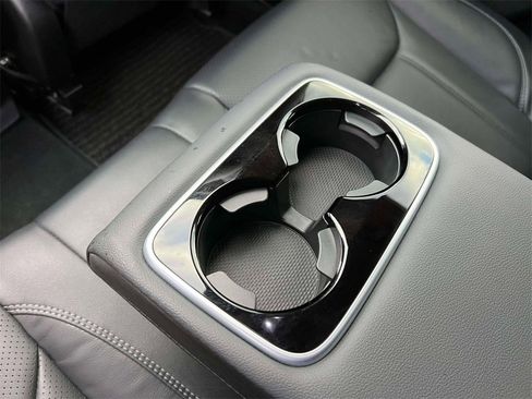 Used 2022 Subaru Forester Touring image 12