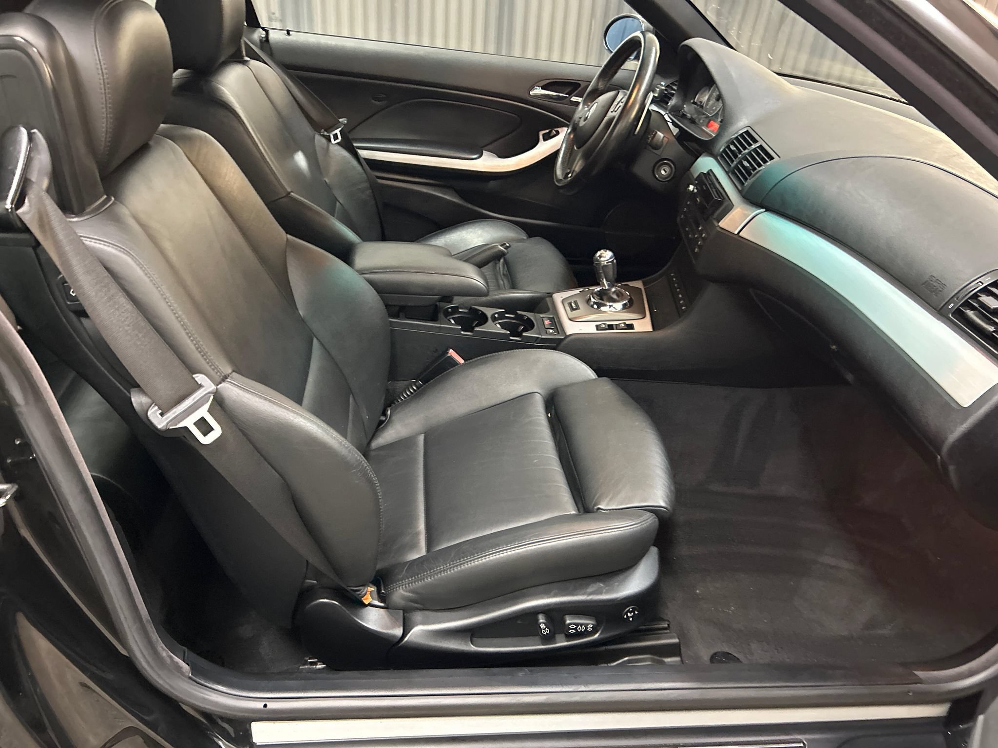 Used 2003 BMW M3 Convertible RWD image 10