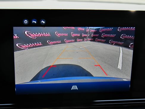 Used 2024 Honda Prologue EX image 19