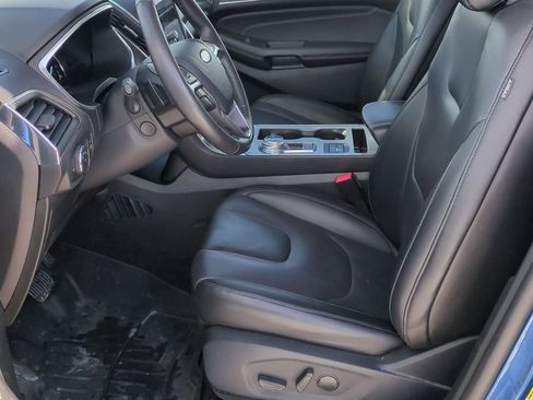 Certified 2021 Ford Edge Titanium w/ Equipment Group 301A image 17