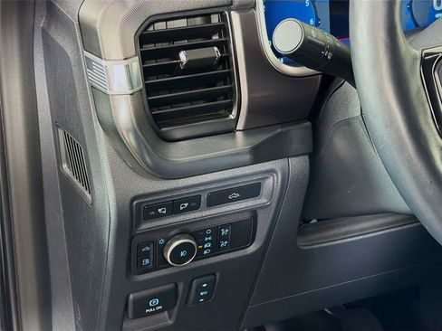 Used 2024 Ford F150 Platinum image 10