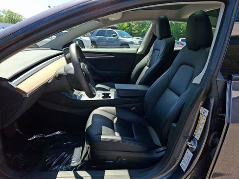Used 2023 Tesla Model 3 Standard Range RWD image 15