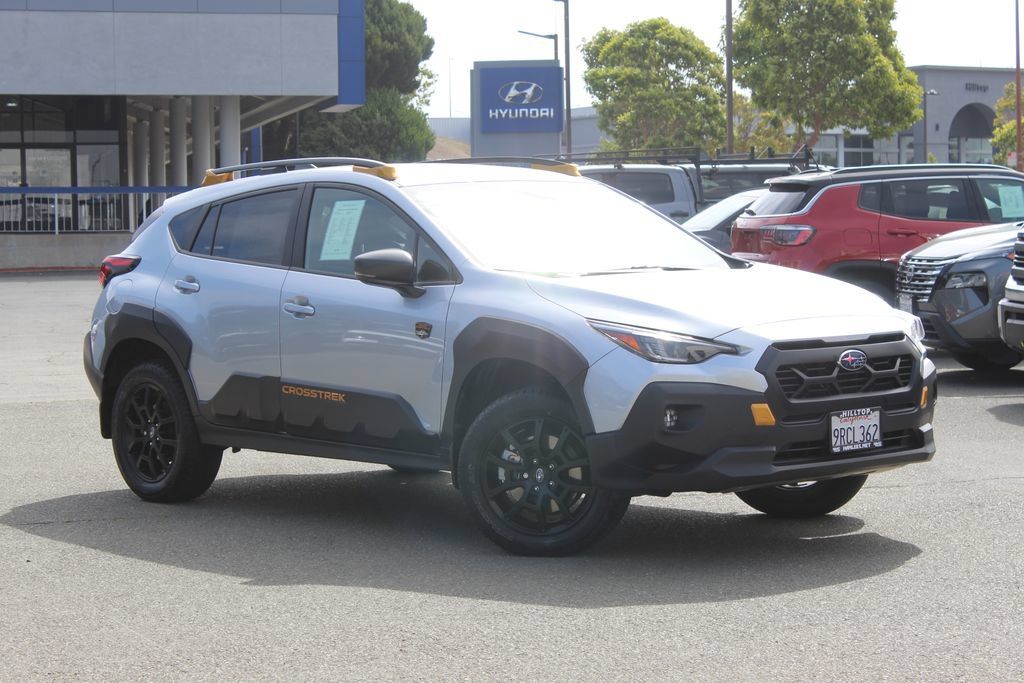 Used 2024 Subaru Crosstrek 2.5i Wilderness w/ Crosstrek Mirror Package AWD/4WD image 1