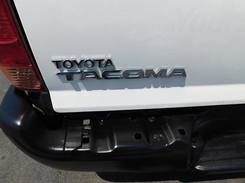 Used 2014 Toyota Tacoma 2WD Access Cab image 26