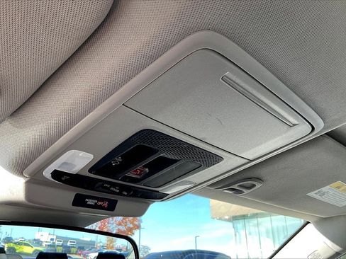 Used 2024 Honda Accord EX image 23