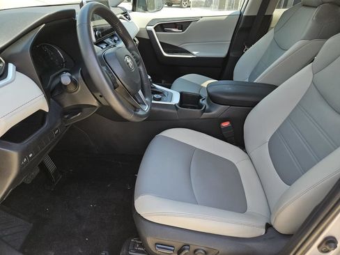 Used 2023 Toyota RAV4 XLE Premium AWD/4WD image 12
