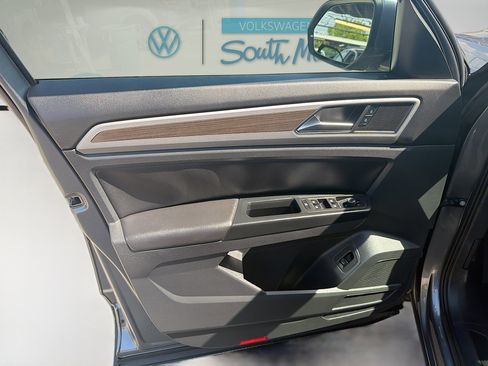 Used 2019 Volkswagen Atlas SE image 19